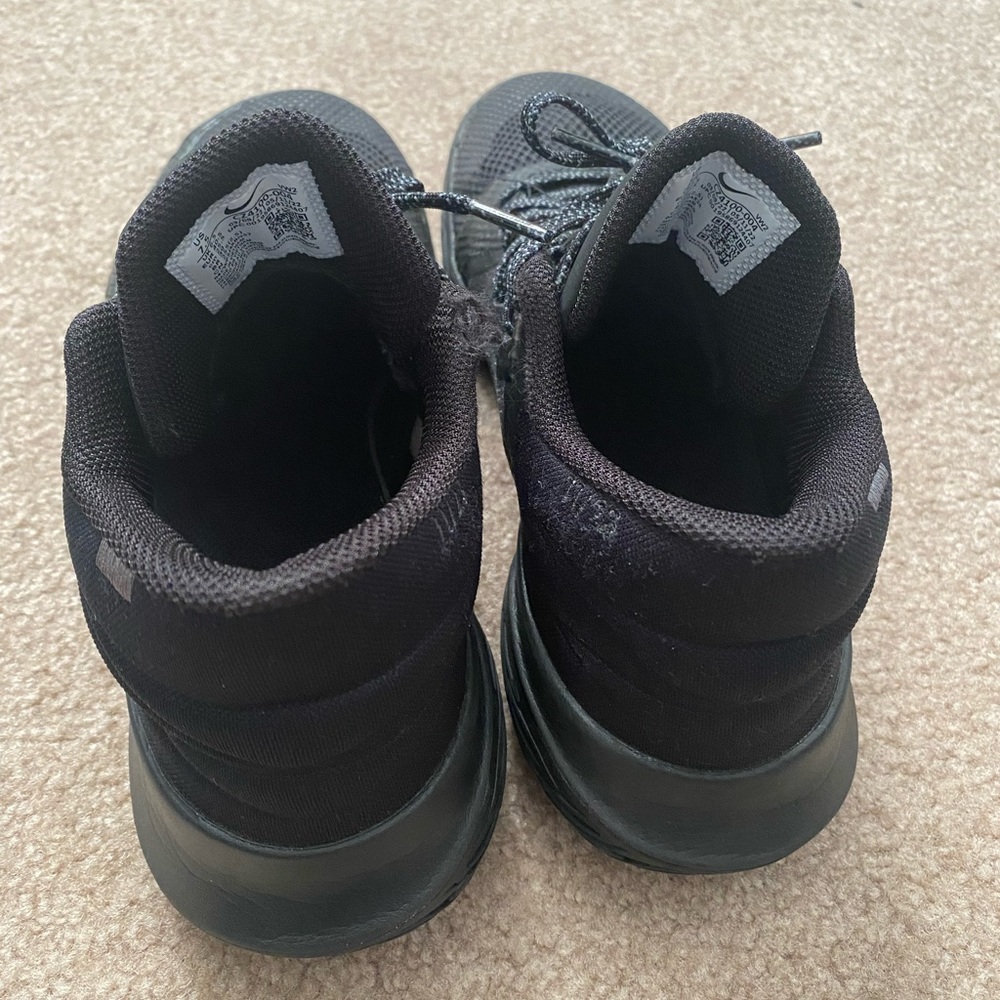 Kyrie Flytrap V - image 3